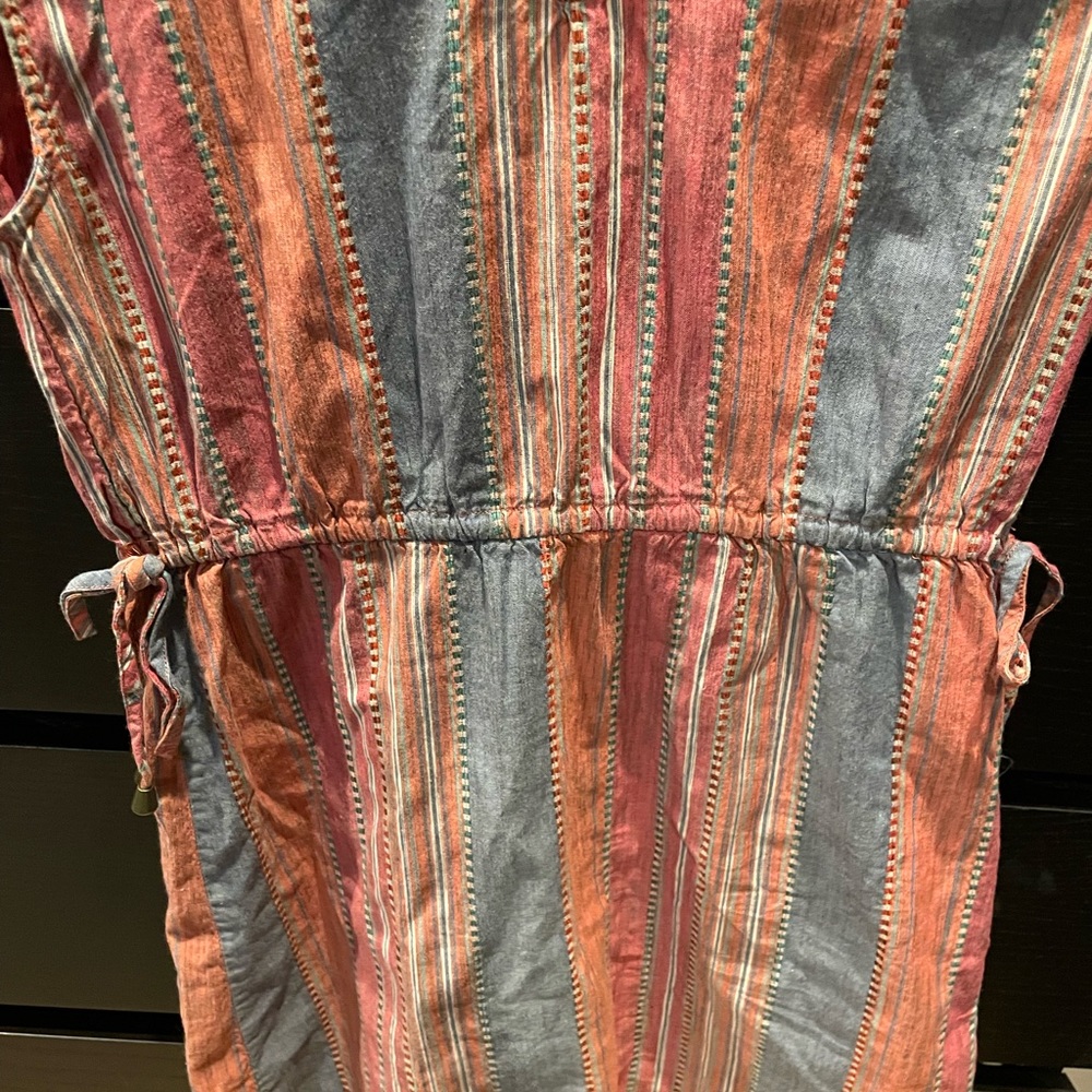 Universal thread tunic - Picture 2 of 4